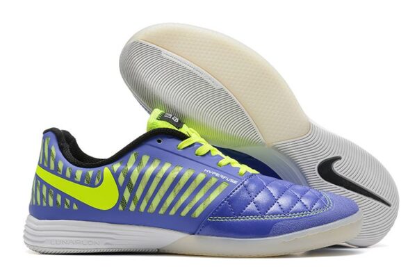NIKE BOOTS