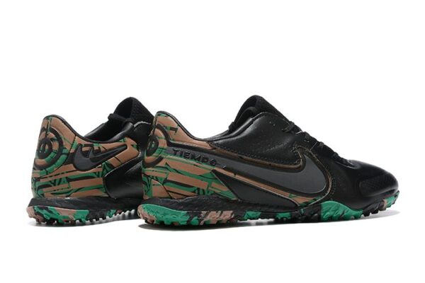 NIKE BOOTS