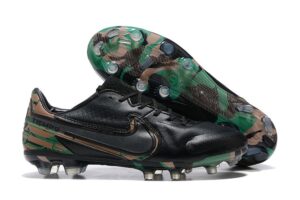 NIKE BOOTS