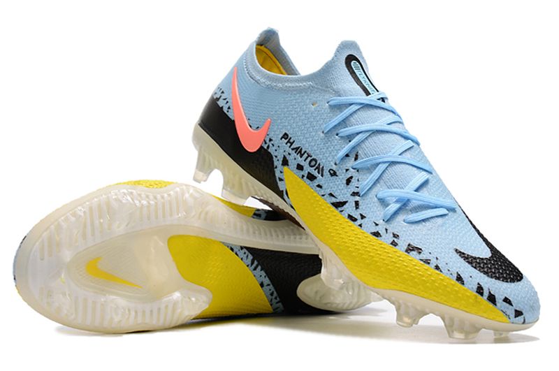 NIKE PHANTOM BOOTS🔥