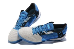 NIKE BOOTS