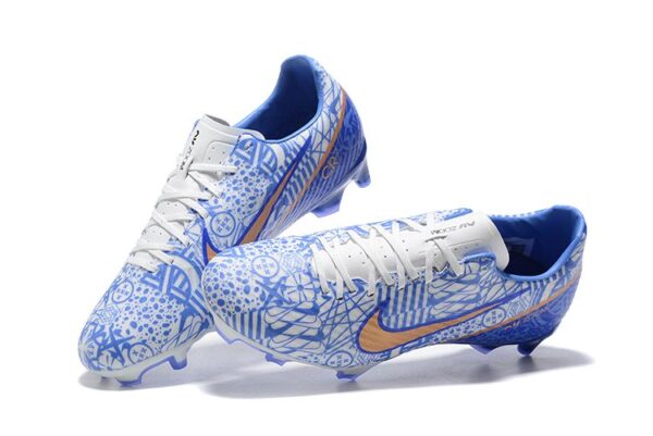 NIKE PHANTOM BOOTS