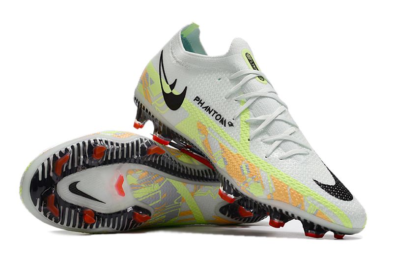 NIKE PHANTOM BOOTS🔥