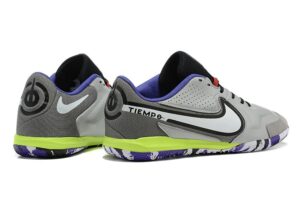 NIKE BOOTS