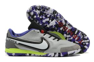 NIKE BOOTS