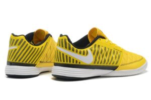 NIKE BOOTS