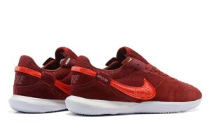 NIKE BOOTS