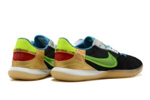 NIKE BOOTS