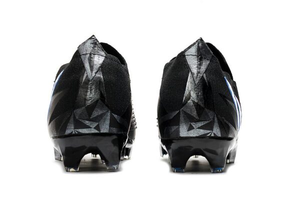 ADIDAS PREDATOR BOOTS