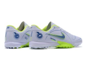 NIKE BOOTS