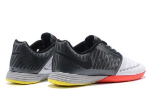 NIKE BOOTS