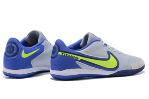 NIKE BOOTS