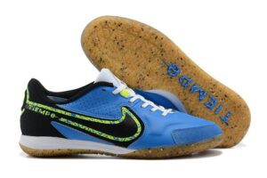 NIKE BOOTS