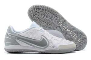 NIKE BOOTS