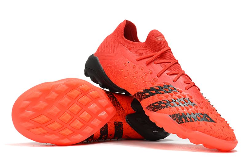 ADIDAS PREDATOR BOOTS🔥