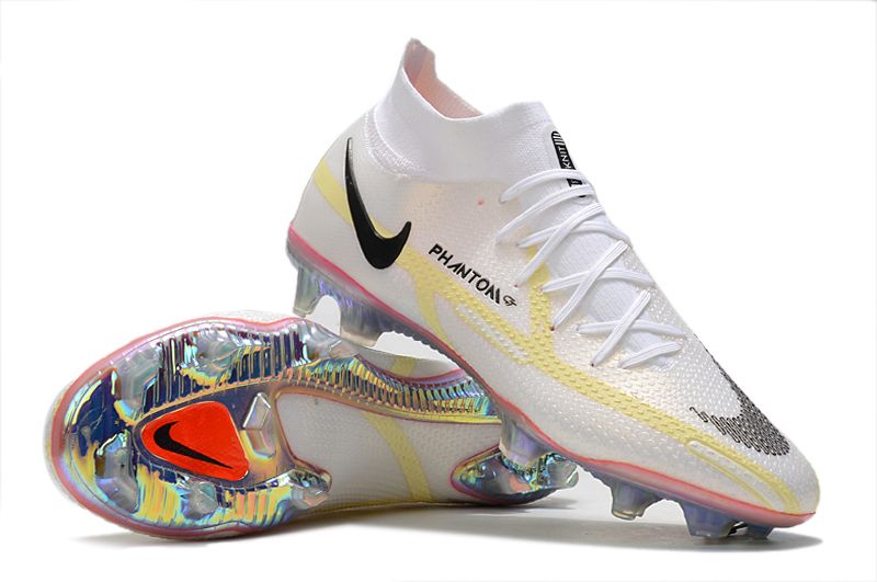 NIKE PHANTOM BOOTS🔥