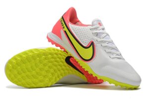 NIKE BOOTS