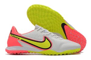 NIKE BOOTS