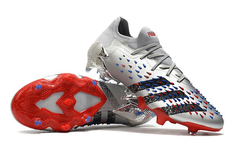 ADIDAS PREDATOR BOOTS🔥