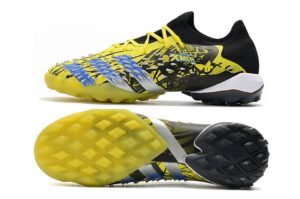 ADIDAS PREDATOR BOOTS