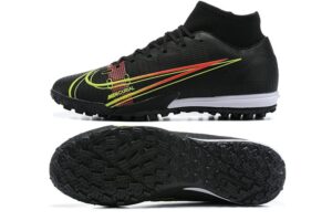 NIKE BOOTS