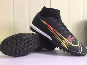 NIKE BOOTS