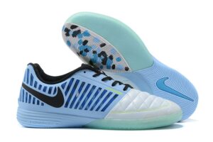 NIKE BOOTS