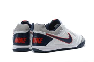 NIKE BOOTS