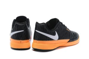 NIKE BOOTS