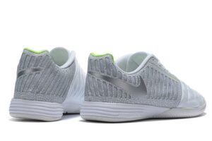 NIKE BOOTS
