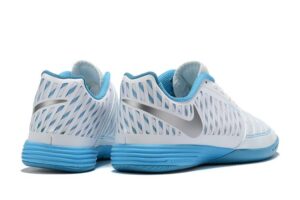 NIKE BOOTS