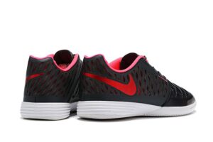 NIKE BOOTS
