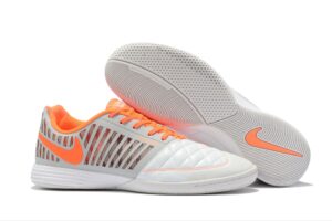 NIKE BOOTS