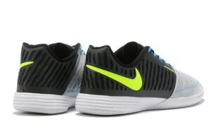 NIKE BOOTS