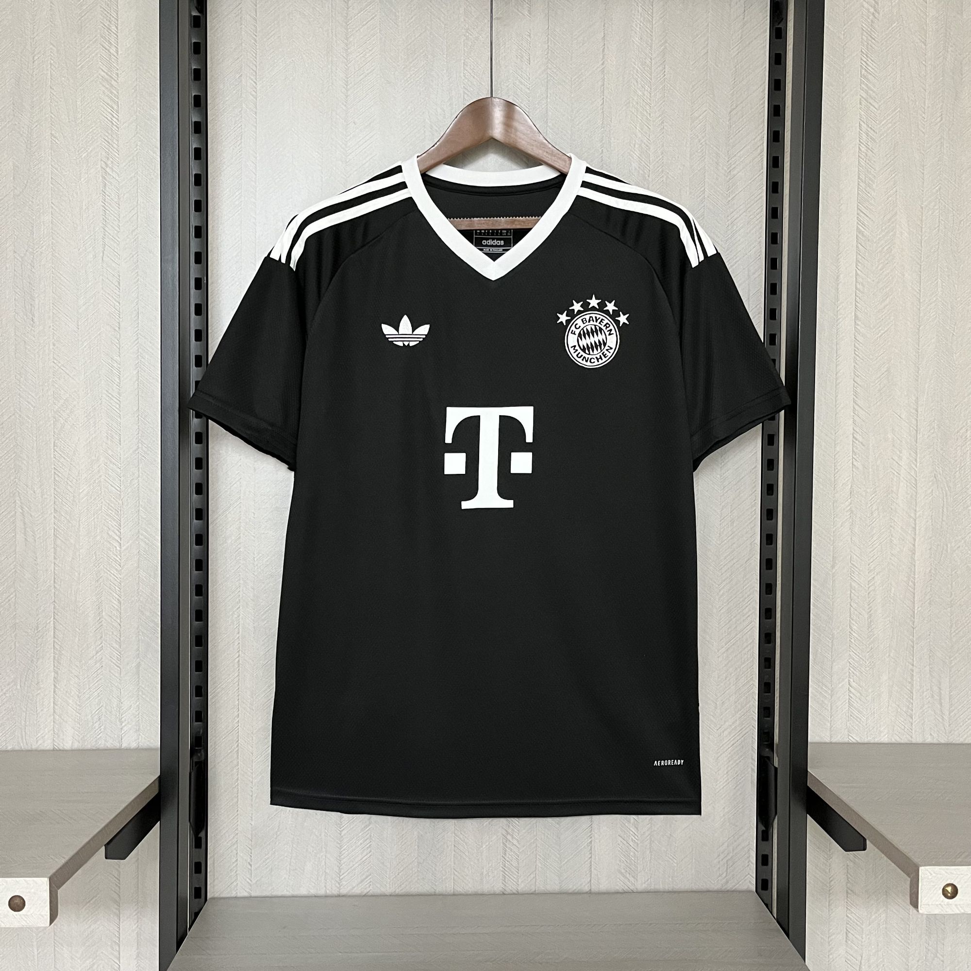 2024-2025 BAYERN MUNICH BLACK JERSEY 2024-2025 BAYERN MUNICH BLACK JERSEY