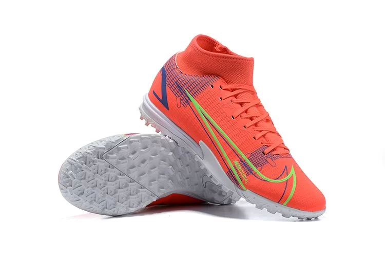 NIKE BOOTS