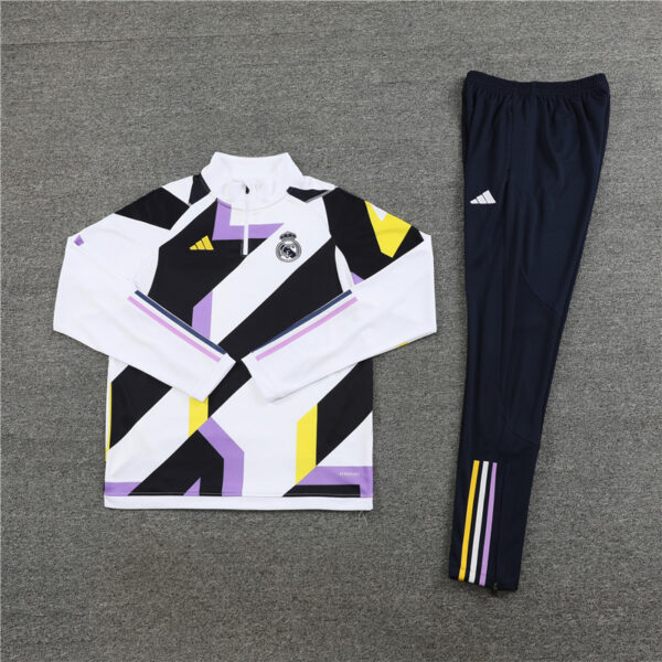 23-24 Real Madrid camo half zipper sweater tracksuit - Image 2