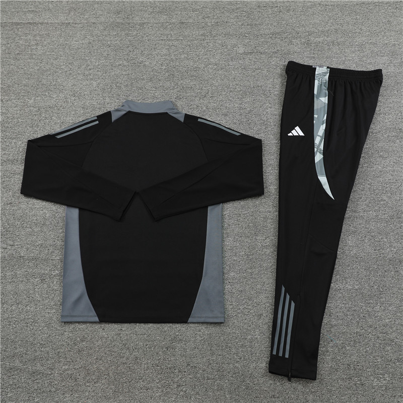 002-166 24-25 Italy black with gray half zipper training tracksuit