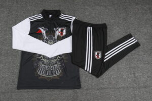24-25 Japan black face special version half zipper training tracksuit - Image 2