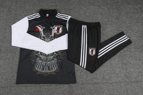 24-25 Japan black face special version half zipper training tracksuit - Image 2