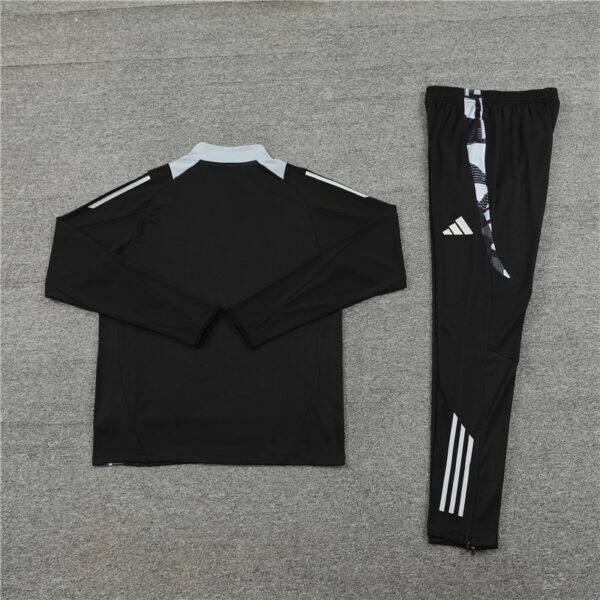 24-25 Manud black with gray half zipper training tracksuit - Image 2