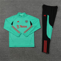 002-84 23-24 Manud green with black half zipper training sweater tracksuit