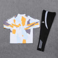 24-25 Real Madrid white with yellow and gray stripe half zipper sweater tracksuit