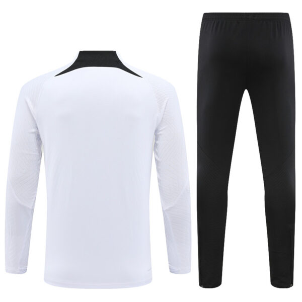 player version 23-24 PS G Jrdan white with black half zipper training tracksuit - Image 3