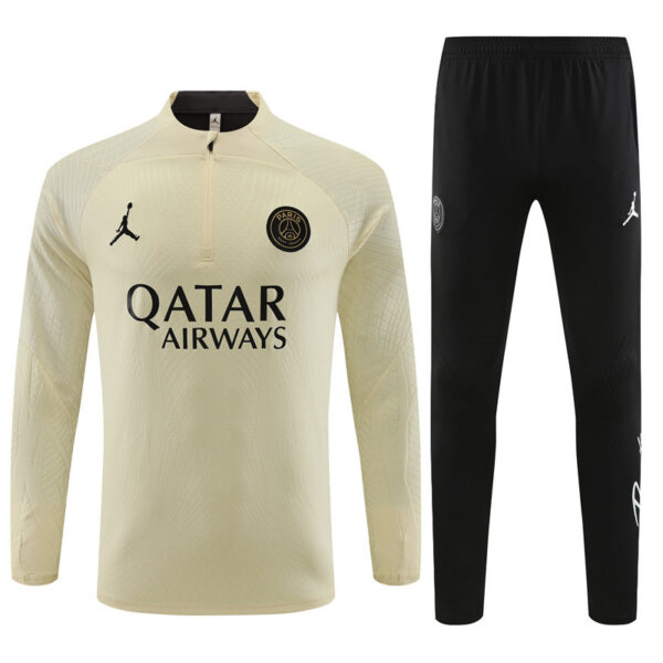23-24 Player version PS G Jrdan beige half zipper sweater tracksuit - Image 4