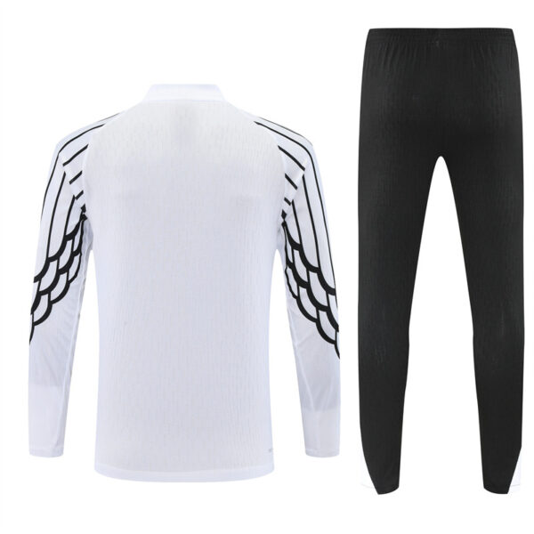 CL version 25-26 PS G Jrdan white with black stripe half zipper sweater tracksuit - Image 4