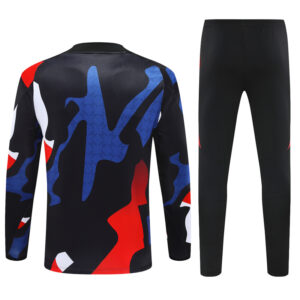 24-25 Manud camo black with red and blue half zipper sweater tracksuit - Image 5