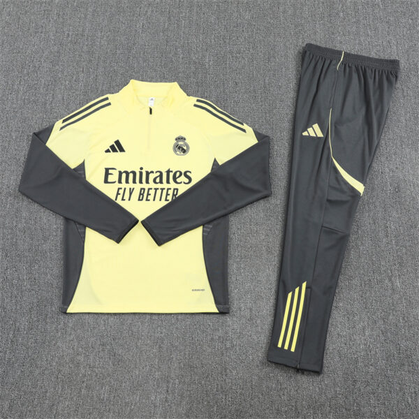 25-26 Real Madrid green with dark gray half zipper sweater tracksuit - Image 5