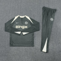 005-264 Player version 25-26 Chelsea army green with beige stripe half zipper sweater tracksuit