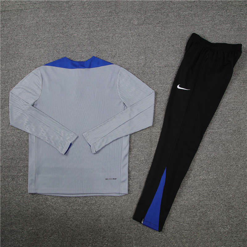 005-332 player version 24-25 Inter light gray with blue half zipper training tracksuit